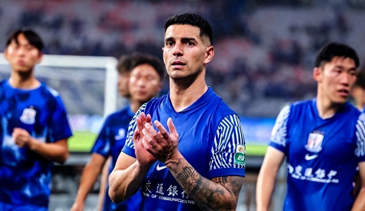 开云app-当头一棒！争冠冲刺阶段，上海申花突遭致命暴击，中超争冠有点悬