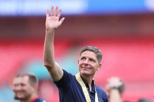 水晶宫主帅：进两球是“基操”，要嘉奖点球制胜小将