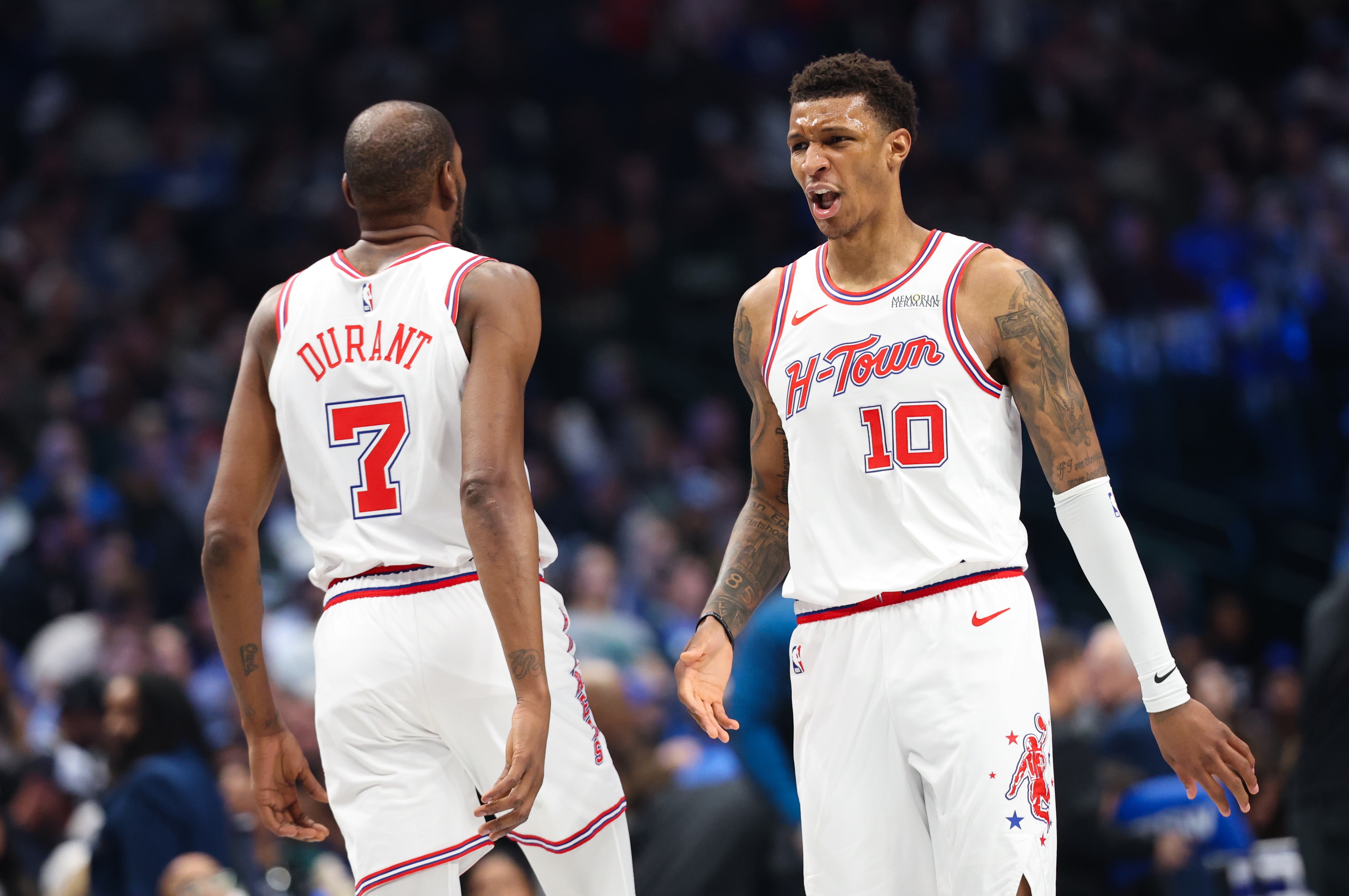 开云官网-杜兰特：无法投篮命中时会影响心态 但你要自信出手 手感会回来的