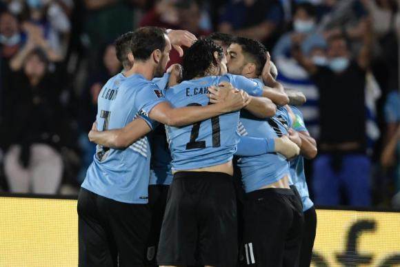 开云体育入口-从塔瓦雷斯4连败到阿隆索2连胜 乌拉圭又有戏了！